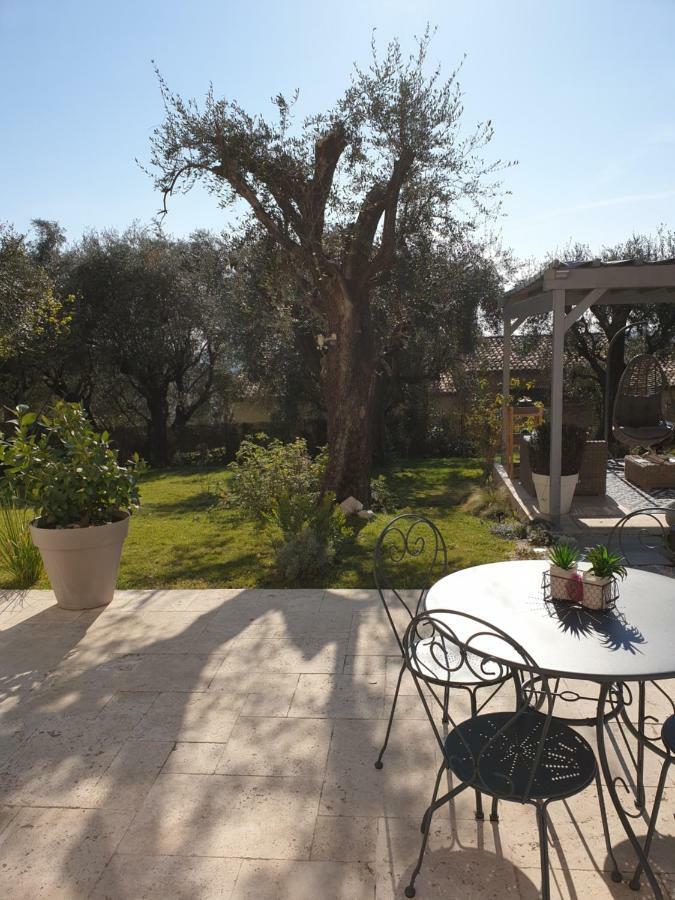 La Bastide Aux Oliviers Tourrettes-sur-Loup Exterior photo